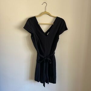 Elegant Black V-Neck Jumpsuit